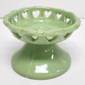Porta Cupcake - Borda de Coração - Verde Claro - Cerâmica - Cód. 0125