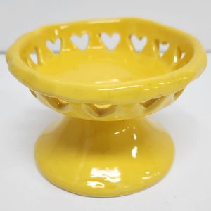 Porta CupCake - Bordas Coração - Amarelo - Cerâmica - Cód. 0148
